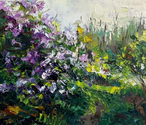 Lilac on green background Mariia Hyhar