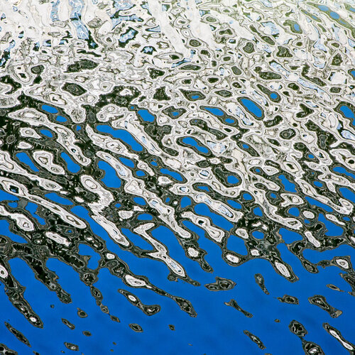 River Spree - real moment number 1 by Thorsten Otto Bartelt, 사진 for Sale on Singulart