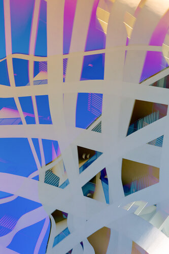 Neue Sichtweise auf ein Berliner Parkhaus par Thorsten Otto Bartelt, Photographie en vente sur Singulart