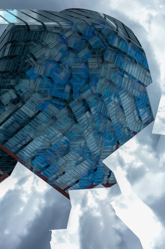 Neue Sicht auf ein Bürogebäude in Berlin am Potsdamer Platz par Thorsten Otto Bartelt, Photographie en vente sur Singulart