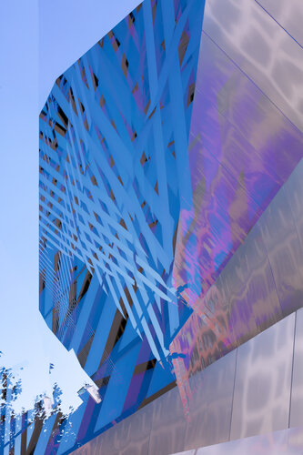 Neue Sichtweise auf das Axel Springer Büro in Berlin par Thorsten Otto Bartelt, Photographie en vente sur Singulart