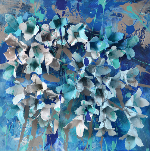 Blue Flowers - Object di Vania Bouwmeester Pentcheva, Altri media in vendita su Singulart