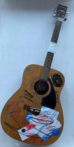Chitarra by Giuseppe Chiari, 조각 for Sale on Singulart