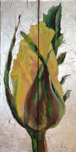 Bliss - Yellow Rosebud (Dipthycon,Silber) par Eva Konya, Peinture en vente sur Singulart