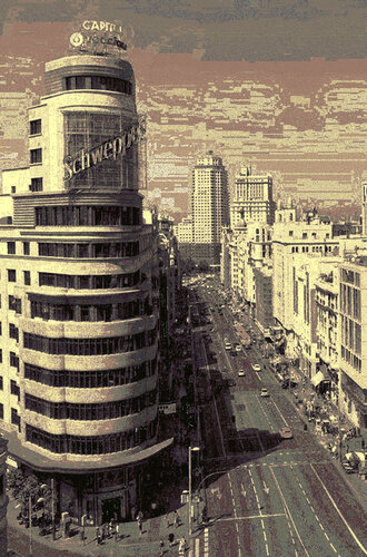 Capitol Building Madrid Spain par Pablo Guillamon, Photographie en vente sur Singulart