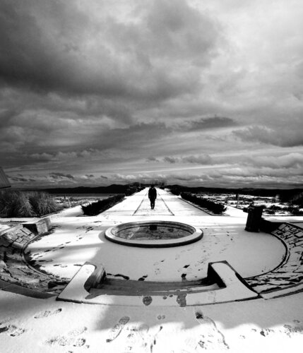 Le musicien joue di hugues rochette, Fotografia in vendita su Singulart