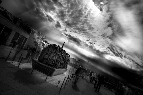 La traversée de hugues rochette, Fotografía a la venta en Singulart