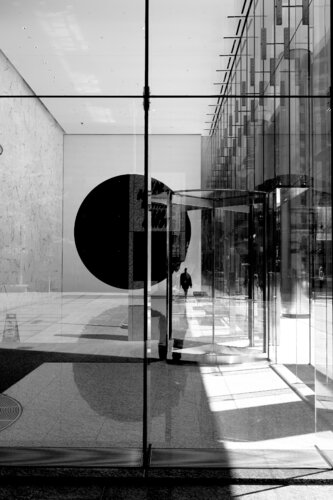 Le point du i... van hugues rochette, Fotografie te koop op Singulart