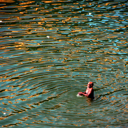 Ripples of Mind di CR Shelare, Fotografia in vendita su Singulart