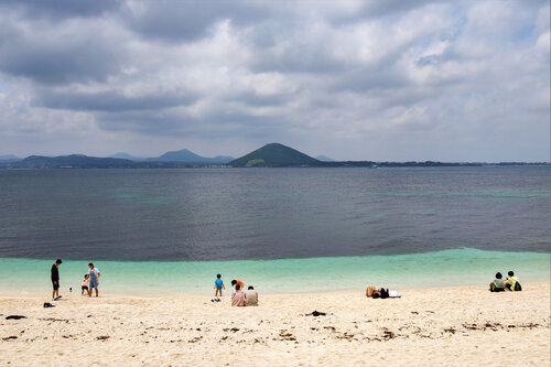 Nuances coréennes by Laure Boyer, 사진 for Sale on Singulart