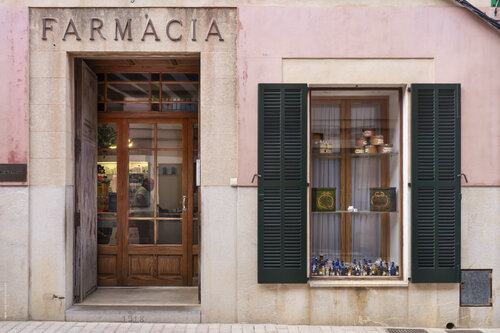 Farmacia 1918 par Ulli Steinküller, Photographie en vente sur Singulart