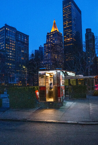Food truck resting for the night von Alain  Goulet, Fotografie kaufen auf Singulart