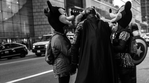 Where else can you buy your portrait together with a Super Hero! von Alain  Goulet, Fotografie kaufen auf Singulart