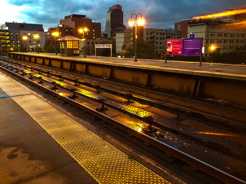 Coming out of the storm on 125th, street von Alain  Goulet, Fotografie kaufen auf Singulart