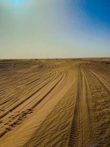 Challenging roadway system in the Desert! par Alain  Goulet, Photographie en vente sur Singulart