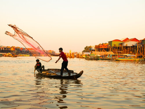 Cambodia Fishermen at Work von Alain  Goulet, Fotografie kaufen auf Singulart