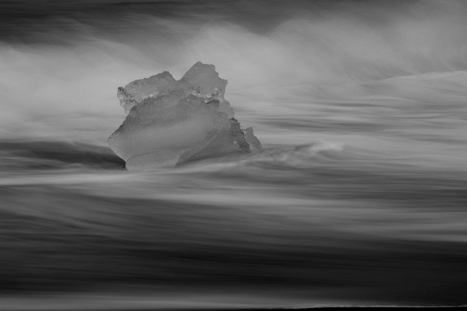 Icecube tumbling accross the Waves Alain  Goulet