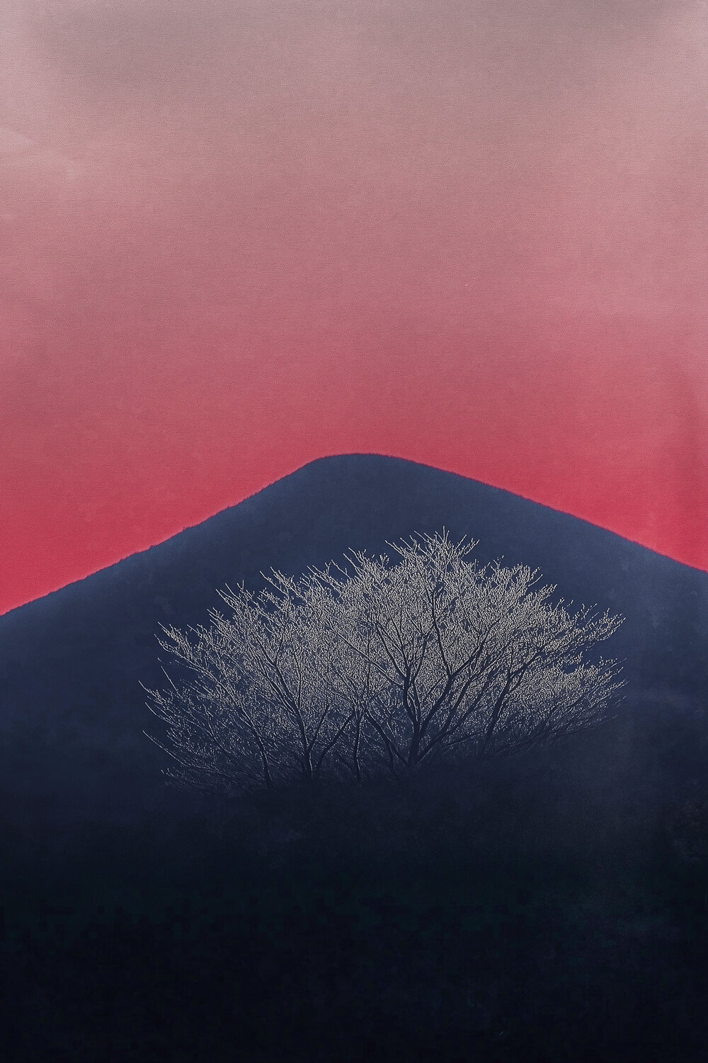 Blue mountain, red sky Jorge Omeñaca