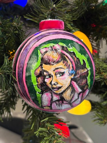 Glamour Girls: Ornaments by Carol Powell, 기타 매체 for Sale on Singulart