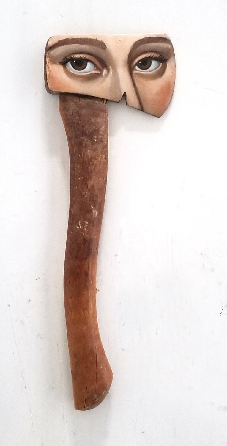 Simona Axe Alexandra Dillon