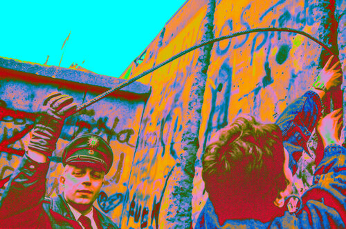 Solidarité by CHRISTIAN GOETGHEBEUR, 사진 for Sale on Singulart