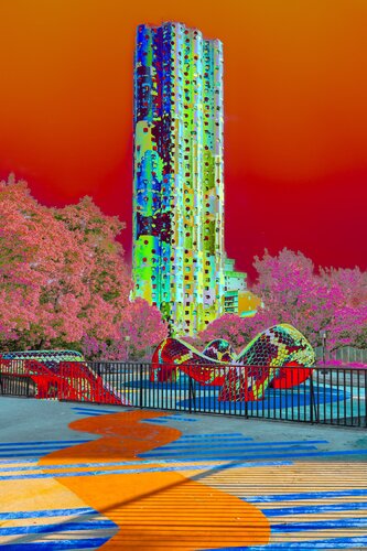 La tour et le serpent, Nanterre par CHRISTIAN GOETGHEBEUR, Photographie en vente sur Singulart
