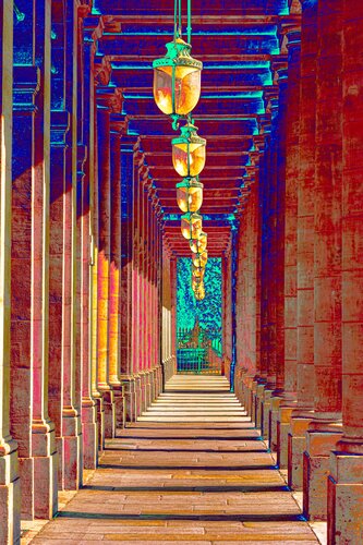Les lanternes du Palais Royal, Paris von CHRISTIAN GOETGHEBEUR, Fotografie kaufen auf Singulart