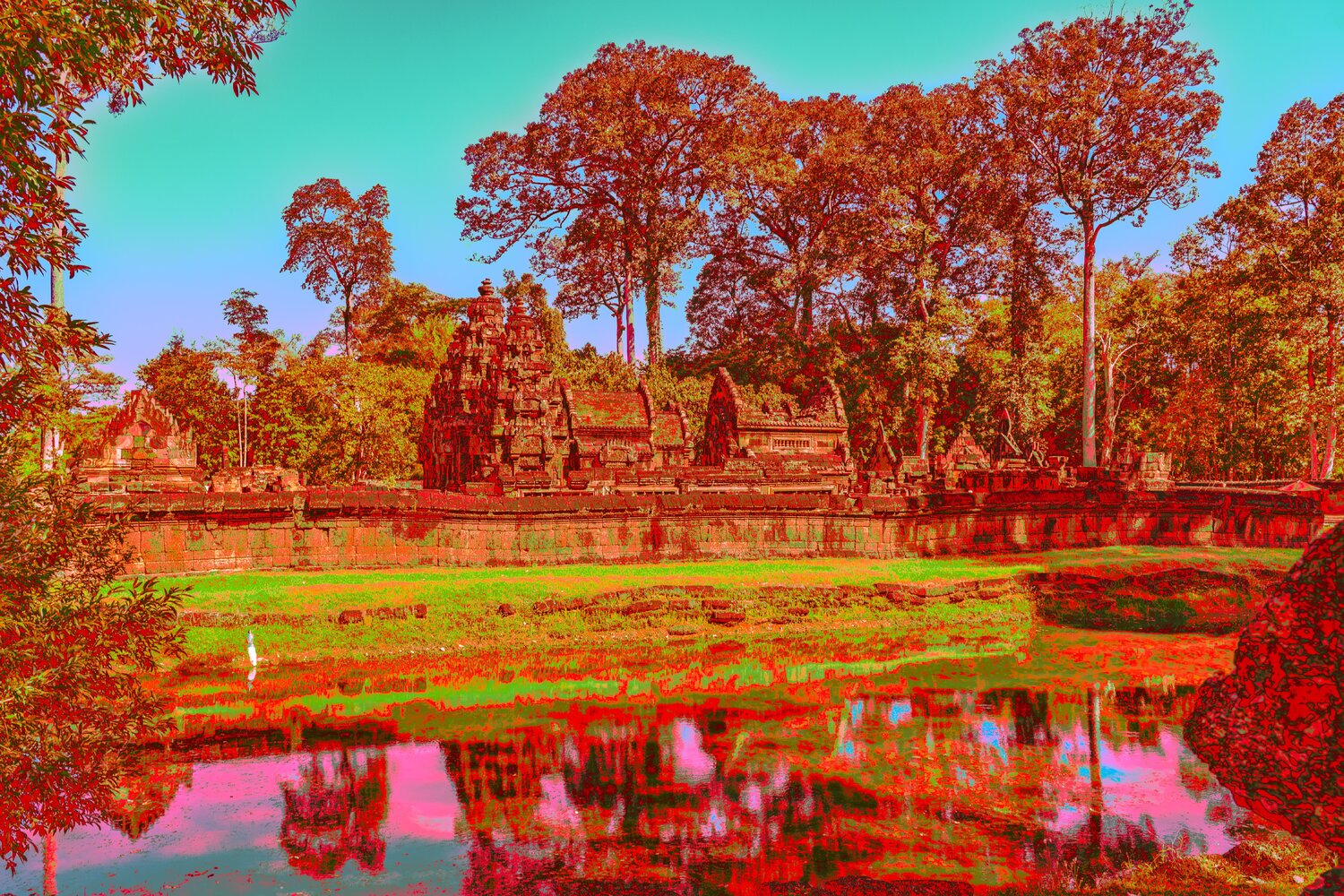 Reflets de temple, Angkor, Cambodge CHRISTIAN GOETGHEBEUR