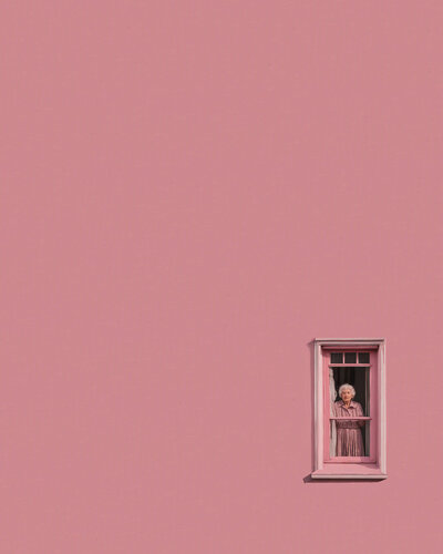 Lady in pink von Marcus Cederberg, Fotografie kaufen auf Singulart