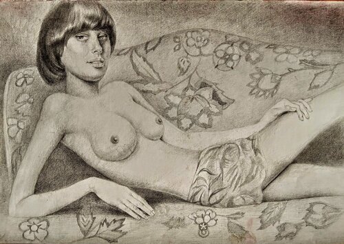 Reclined female figure von Daniela Vasileva, Malerei kaufen auf Singulart