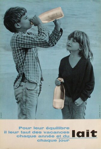 Du lait chaque jour (ph. Roland Bianchini) von COLLECTIF - DRAEGER PUB, Druck kaufen auf Singulart