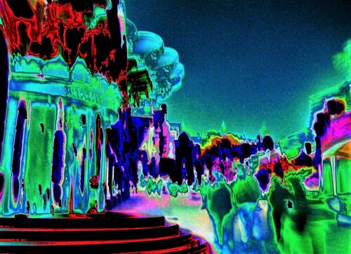 Monaco - Suche das Flair dieser Stadt // Monaco - recherchez le charme de cette ville di Gerd Zimmermann (ZIMMERMANN-Formanist Art), Digitale in vendita su Singulart