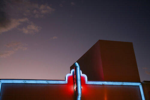 Neon Lights, Miami 028 von Márcio Neves, Fotografie kaufen auf Singulart