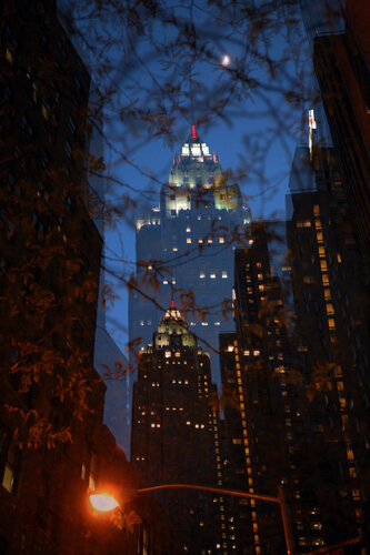 DAYDREAMING, Urban Low Lights, NY 09 di Márcio Neves, Fotografia in vendita su Singulart
