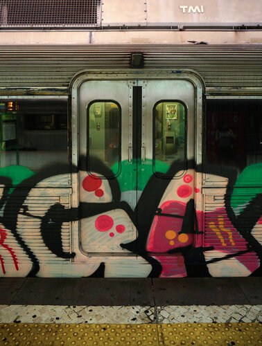 Train 01, Lisbon van Márcio Neves, Fotografie te koop op Singulart