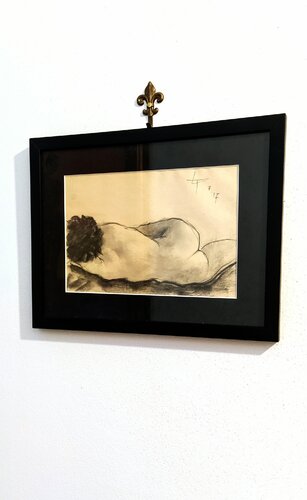 Nudo steso di spalle von Luca Tassone, Zeichnungen kaufen auf Singulart