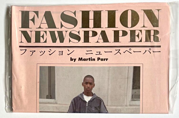 アート・デザイン・音楽 Martin Parr FASHION NEWSPAPER Martin Parr, Fashion Newspaper (… by Martin Parr – SINGULART