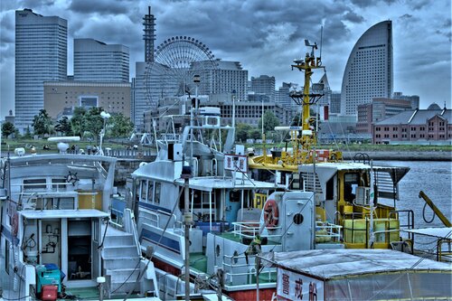 Yokohama - Gewimmel am Hafen by Andreas Bromba, Photography for Sale on Singulart