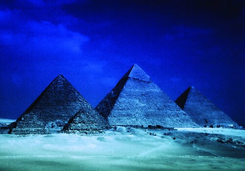 Die Pyramiden von Gizeh by Andreas Bromba, Photography for Sale on Singulart