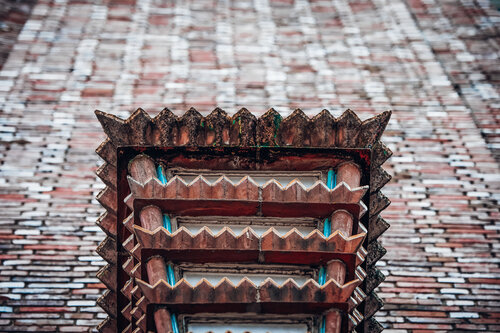 Hamburg: Die Finanzdirektion mit ihrer klaren und eleganten Außenfassade by Andreas Bromba, Photography for Sale on Singulart