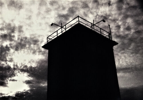 berlin minimal: Der letzte Wachturm by Andreas Bromba, Photography for Sale on Singulart