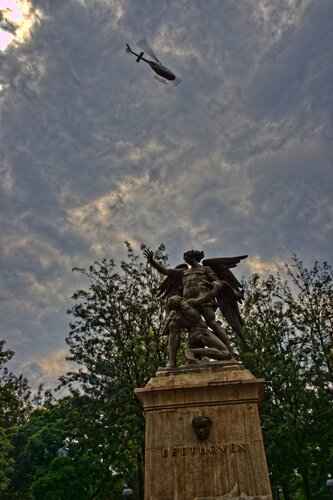 Mexiko-Stadt: Ode an Beethoven by Andreas Bromba, Photography for Sale on Singulart