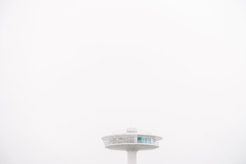 Hamburg im Nebel: Schöner Wohnen in der HafenCity by Andreas Bromba, Photography for Sale on Singulart