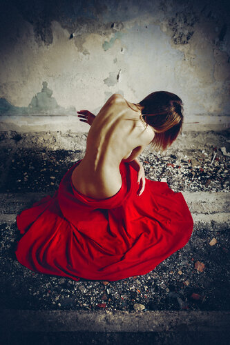 Embrace of Sorrow de Ruslan Bolgov, Fotografía a la venta en Singulart