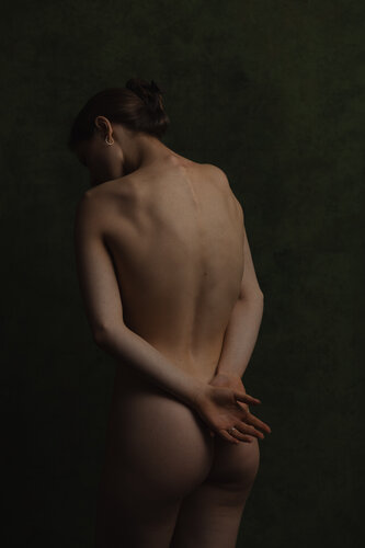 Karina art posing di Viacheslav Haidei, Fotografia in vendita su Singulart
