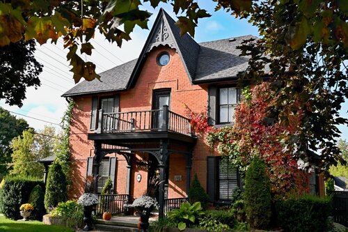 20 Queen Street, Cookstown, Ontario 2025-11-13 van James Rae, Fotografie te koop op Singulart