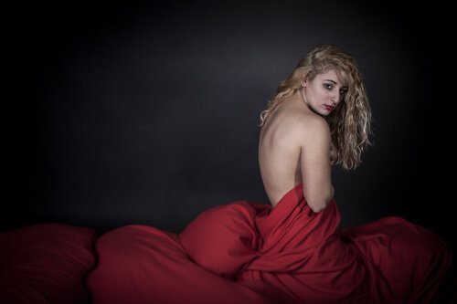 Venere in rosso von Pietro Sacchini, Fotografie kaufen auf Singulart