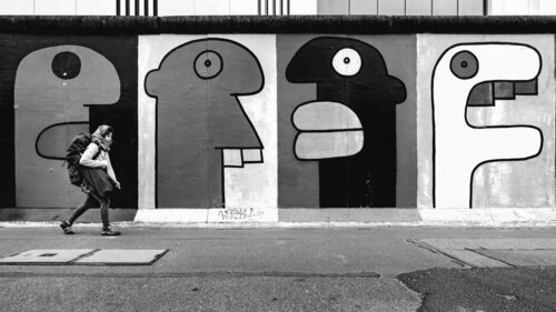 Est Side Gallery 7 de Giampaolo Antoni, Fotografía a la venta en Singulart
