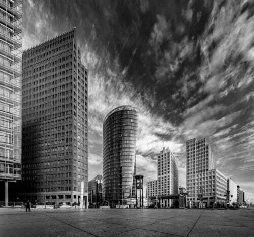 Potsdamer Platz-8593 von Giampaolo Antoni, Fotografie kaufen auf Singulart