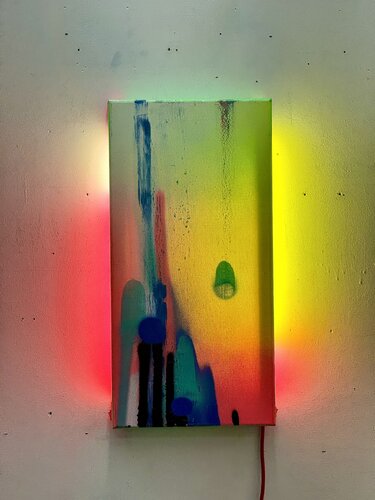 Yellow and Pink Light beside vertical Abstract di Fabian Freese, Altri media in vendita su Singulart